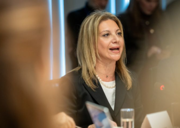 Καρυστιανού για νέο κόμμα: «Δεν θα αυτοπροταθώ ως ηγέτης» – Τι απαντά στα μέλη του Συλλόγου θυμάτων (βίντεο)