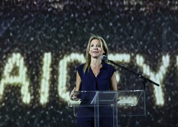 Καρυστιανού: Δεν αποκλείει, αντίθετα εύχεται τη δημιουργία νέου κόμματος (βίντεο)