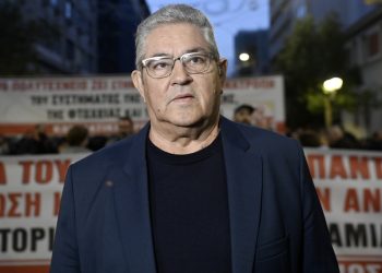 Στα μπλόκα των αγροτών στη Θεσσαλία το Σάββατο ο Δημήτρης Κουτσούμπας