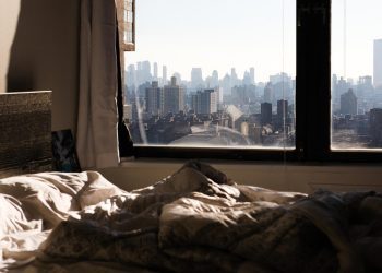 Πέρα από το μύθο των οκτώ ωρών: Πόσο και πώς πρέπει να κοιμόμαστε