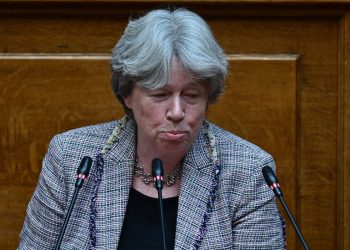 Αθηνά Λινού: «Θα ακολουθήσω τον Αλέξη Τσίπρα» (βίντεο)