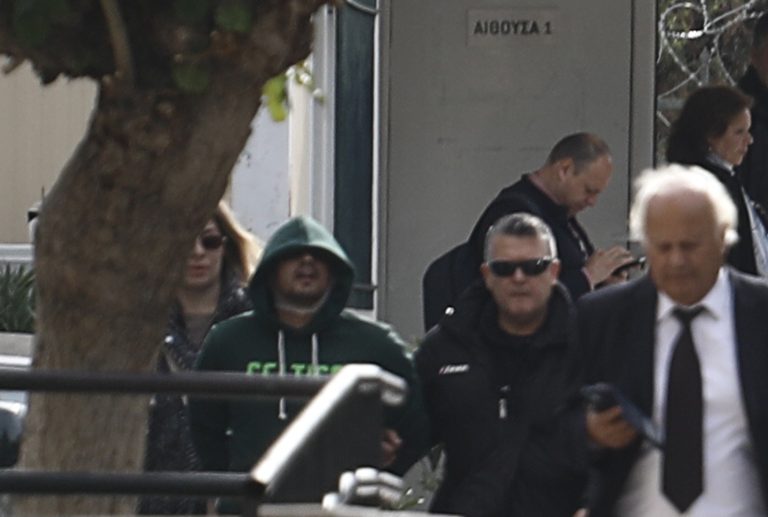 Προθεσμία να απολογηθεί την Πέμπτη ο 29χρονος οδηγός που σκότωσε τον 24χρονο στη Λούτσα