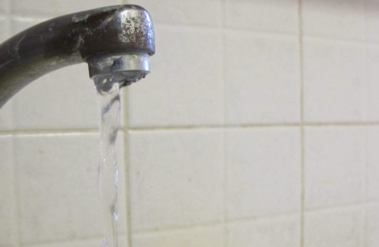 ΕΥΔΑΠ: Διπλασιάζεται το πάγιο ύδρευσης – Νέο πάγιο αποχέτευσης