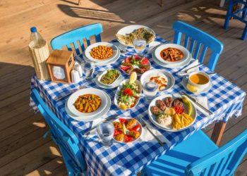 Taste Atlas: Όλη η Ελλάδα στη λίστα με το καλύτερο φαγητό  – Οι 5 περιοχές της κορυφής