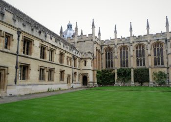 «Rage bait»: Η Λέξη του 2025 από το Λεξικό της Οξφόρδης