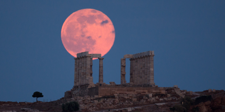 Εννέα μοναδικά φαινόμενα θα στολίσουν τον ουρανό του Δεκεμβρίου