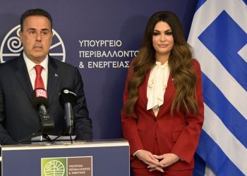 Γκίλφοϊλ στη συνάντηση με Παπασταύρου: «Η ενέργεια βρίσκεται στον πυρήνα της σχέσης ΗΠΑ-Ελλάδας» (βίντεο)