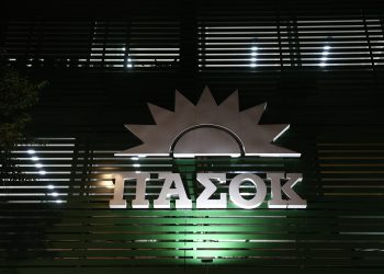 ΠΑΣΟΚ σε ΝΔ: «Ενεργός» ο Χιλετζάκης, παρά τους ισχυρισμούς σας