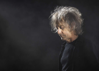 Πέθανε ο κιθαρίστας των The Cure, Πέρι Μπαμόντε