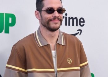 Γονείς για πρώτη φορά ο Πιτ Ντέιβιντσον και η Έλσι Χιούιτ