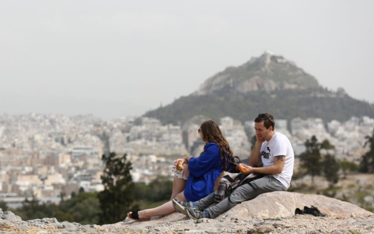 Στεγαστικό: Το σχέδιο της Κομισιόν για προσιτές κατοικίες – Tι θα ισχύσει για τους ευάλωτους