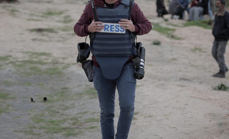 RSF: Τουλάχιστον 67 δημοσιογράφοι σκοτώθηκαν το 2025 – Οι μισοί θάνατοι καταγράφονται στη Γάζα