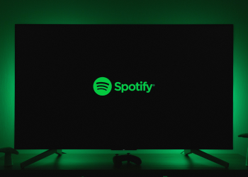 «Έπεσε» το Spotify – Προβλήματα για χιλιάδες χρήστες