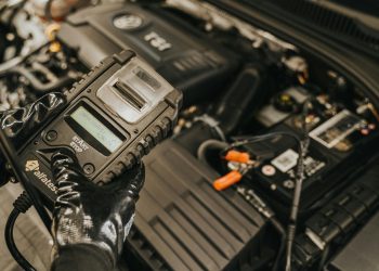 Αφήνουν τα αυτοκίνητά τους χωρίς service λόγω του υψηλού κόστους επισκευής και ανταλλακτικών