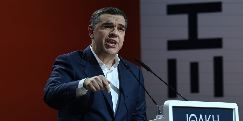 Αλέξης Τσίπρας για ΠΑΟΚ: «Όταν εφτά νέοι χάνουν τη ζωή τους, οι λέξεις χάνουν τη σημασία τους»