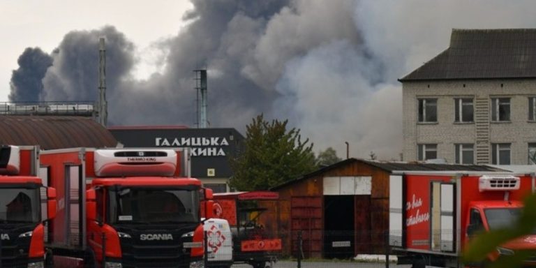Νύχτα κόλασης στην Ουκρανία: Σφοδρές αεροπορικές επιθέσεις σε Κίεβο και Οδησσό – Μαζικά πλήγματα σε ενεργειακές υποδομές από ρωσικά drones