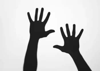 Ανήλικη βία: Ξύλο μετά… νοσοκομείου από ανήλικες στη Λαμία – 2ο περιστατικό τη Δευτέρα!