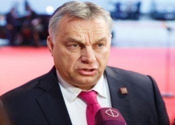 Κατά της ΕΕ ο Όρμπαν σχετικά με το πάγωμα ρωσικών περιουσιακών στοιχείων