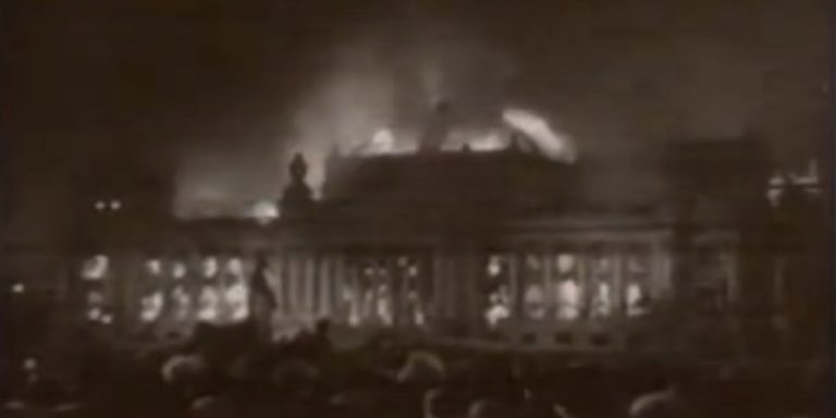Ιστορικό αφιέρωμα: Η νύχτα που κάηκε το Ράιχσταγκ και χάθηκε ένας άνθρωπος