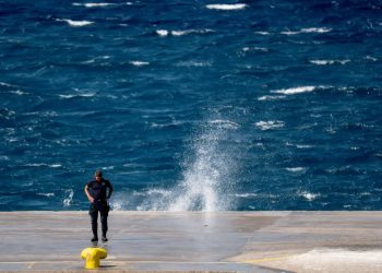 Αιγαίο με θυελλώδεις άνεμους έως 8 μποφόρ – Τι καιρό θα έχουμε μέχρι τα Θεοφάνια