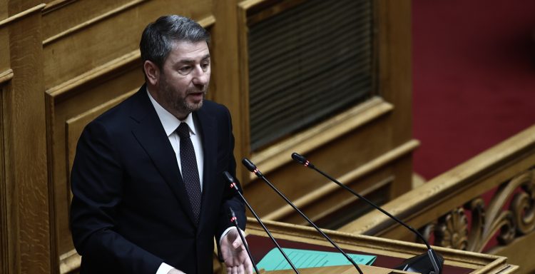 ΠΑΣΟΚ: Επιμένουν Δούκας και Γερουλάνος για αλλαγή στρατηγικής