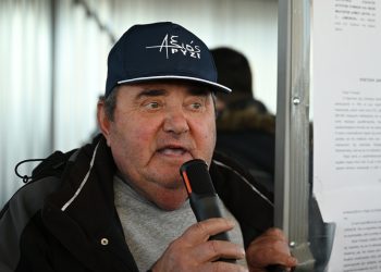 Χαμός με Ανεστίδη μετά τα «γαλλικά» για τον πρωθυπουργό – «Κόβεται» από τη συνάντηση στο Μαξίμου (βίντεο)