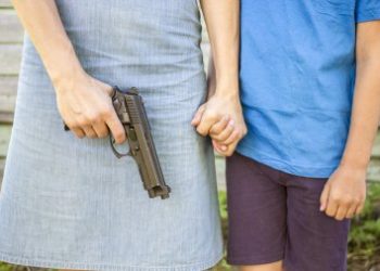 14χρονος στη Ζάκυνθο πήγε με όπλο στο σχολείο! – Τα περιστατικά στην Ελλάδα  (βίντεο)