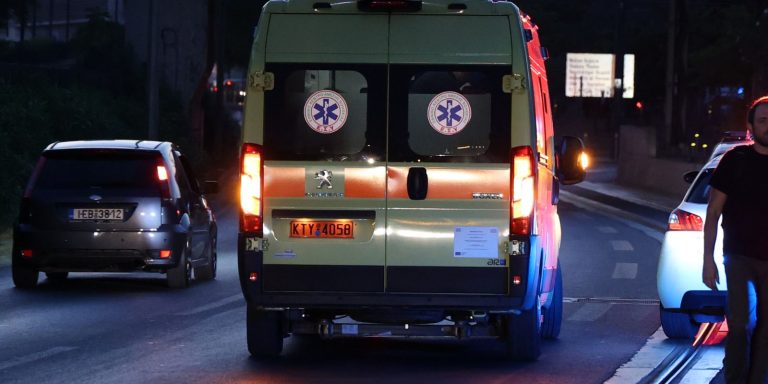 Καλλιθέα: Κοριτσάκι 2 ετών ανασύρθηκε χωρίς τις αισθήσεις του από συντριβάνι