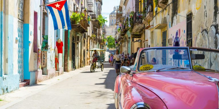 Το Μεξικό «στραγγαλίζει» ενεργειακά την Κούβα – Ανέστειλε τις αποστολές πετρελαίου