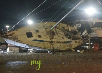 Ανεμοστρόβιλος «σαρώνει» την Αλεξανδρούπολη – Αναποδογύρισε βάρκες και αεροπλάνα! (βίντεο)