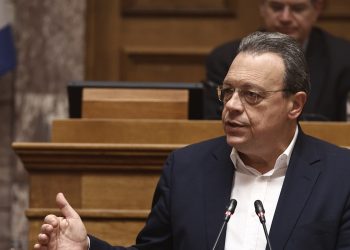 Στο αρχείο η μήνυση Φάμελλου κατά της «Ομάδας Αλήθειας»