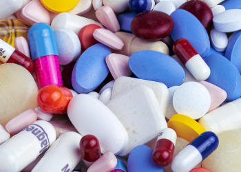 Σκληρός «κόφτης» στη συνταγογράφηση φαρμάκων από τον Φεβρουάριο