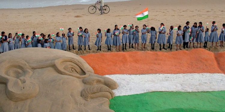 Μαχάτμα Γκάντι: Η επανάσταση που συγκλόνισε μια αυτοκρατορία