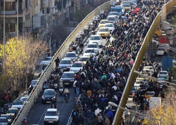 Συγκρούσεις μεταξύ διαδηλωτών και δυνάμεων καταστολής στο Ιράν – Ένας νεκρός