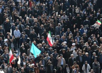 Ιράν: Στους δρόμους φιλοκυβερνητικοί διαδηλωτές – Πάνω από 550 οι νεκροί (φωτό, βίντεο)