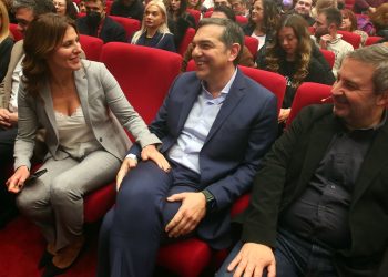 Ολύμπιον: Άργησε η «Ιθάκη», πρόλαβε ο Λευκός Πύργος