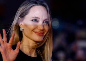 Στη Ράφα η Αντζελίνα Τζολί: μήνυμα στήριξης στη Γάζα