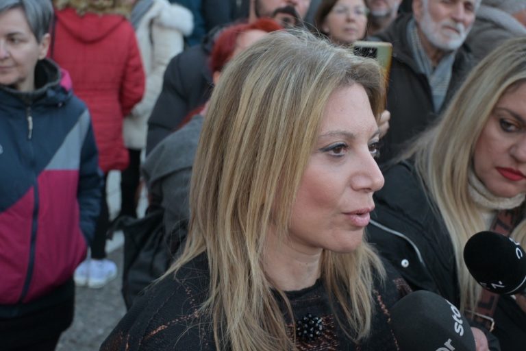 GPO: Kυβέρνηση συνεργασίας θέλουν οι πολίτες – «Μέτωπο» κατά  Καρυστιανού για τις αμβλώσεις
