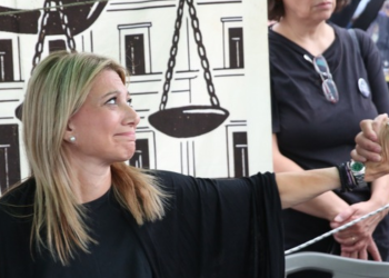 Ρήξη στον Σύλλογο Τεμπών: Ζητούν 5.000€ από την Καρυστιανού (βίντεο)