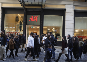 Ανοιχτά τα καταστήματα την Κυριακή 25/1 – Το ωράριο λειτουργίας