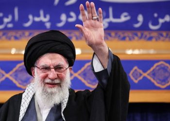 Το Ιράν προειδοποιεί: Αν οι ΗΠΑ επιτεθούν, οι βάσεις τους στη Μέση Ανατολή θα χτυπηθούν