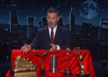 Καυστικός ο Κίμελ για Τραμπ – Ματσάδο και Νόμπελ (βίντεο)