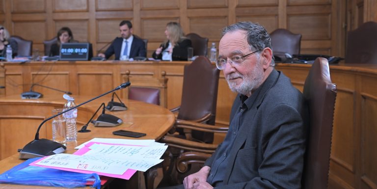 Λαφαζάνης κατά πάντων για τον ΟΠΕΚΕΠΕ