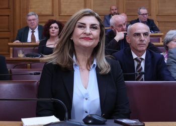 Εξεταστική ΟΠΕΚΕΠΕ: Μέτωπο με τις βουλευτίνες του ΠΑΣΟΚ άνοιξε η Δήμητρα Χαλικιά
