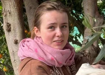 Θρίλερ με την Λόρα: Τι λέει ιδιοκτήτρια κοσμηματοπωλείου στου Ζωγράφου (βίντεο)