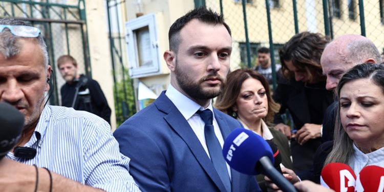 Στο στόχαστρο Βελόπουλου και Ζωής ο… φιλοΝΔ Φλώρος