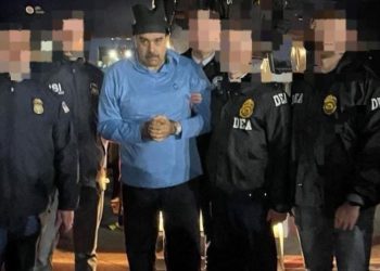Ο Νικολάς Μαδούρο υπό κράτηση στις ΗΠΑ (φωτογραφίες, βίντεο)