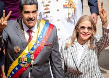 Ο Μαδούρο “υπο κράτηση” στη Νέα Υόρκη: Σήμερα ενώπιον Αμερικανού δικαστή μαζί με τη σύζυγό του – Το «κατηγορητήριο»