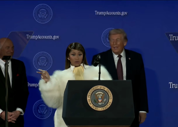 Σάλος με τις δηλώσεις της Νίκι Μινάζ για τον Τραμπ – «Είμαι η νούμερο 1 φαν του»