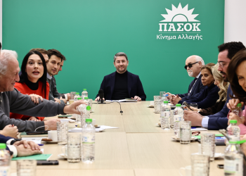 Προεδρικοί vs στελέχη: Oι συσχετισμοί στο Συνέδριο του ΠΑΣΟΚ